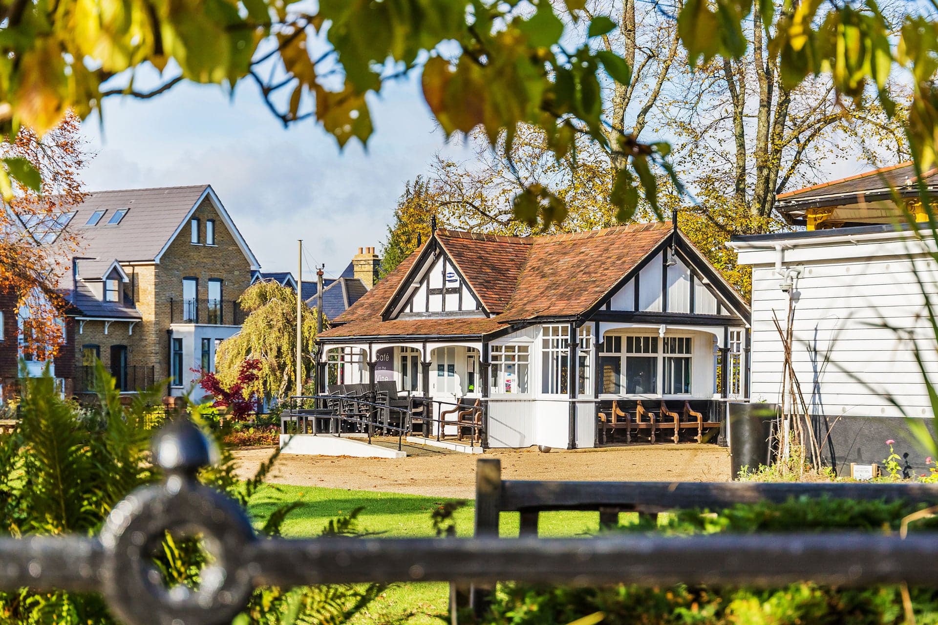 Guide to Property Sales with Platform Property